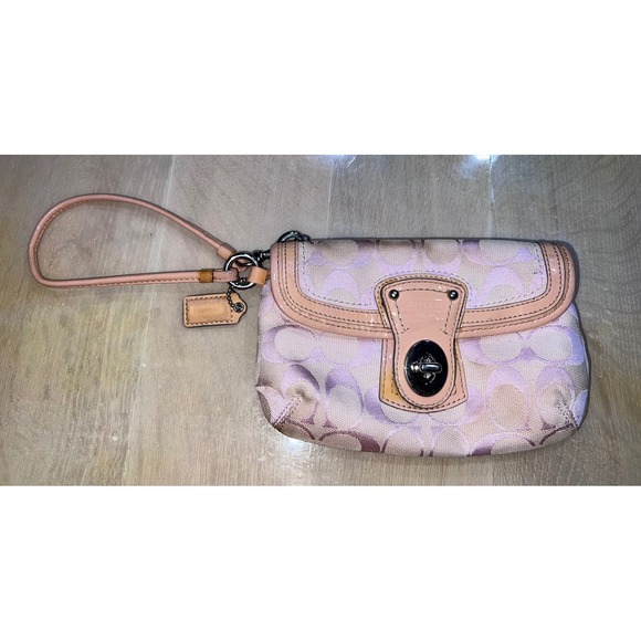 Coach Wristlet with buckle and zip - Picture 1 of 11